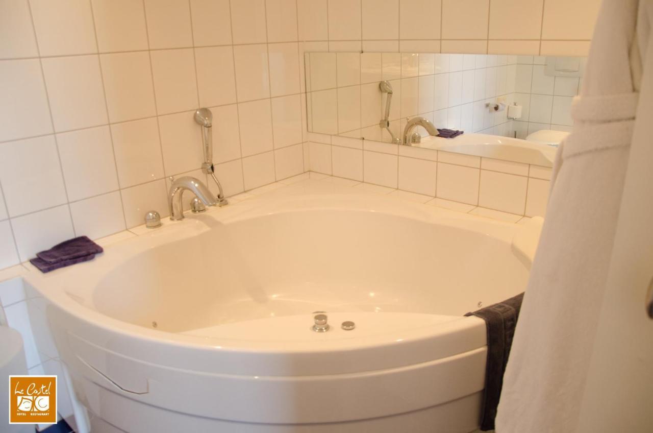 Le Castel Hotel Fosses-La-Ville Екстериор снимка